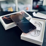 zcela-novy-iphone-16-pro-max-odemceny